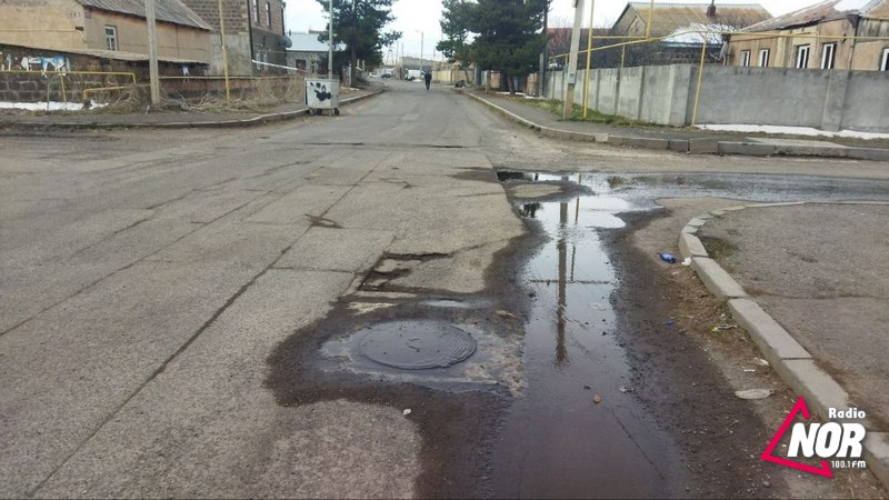 Ջրի արտահոսք Նինոծմինդայի Սպանդարյան փողոցում