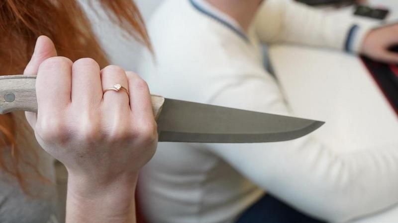 Ախալքալաքում կինը դանակով հարվածել է ամուսնուն