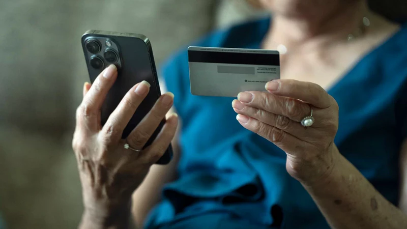 Վրաստանում բացահայտվել է թոշակառուների նկատմամբ խարդախության սխեմա