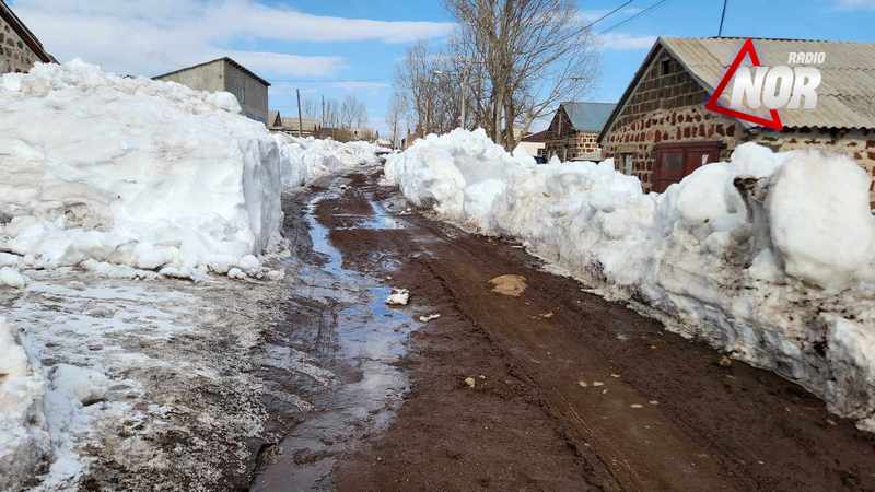 Փոքր Խանչալիի գյուղամիջյան  ճանապարհները մաքրվել են