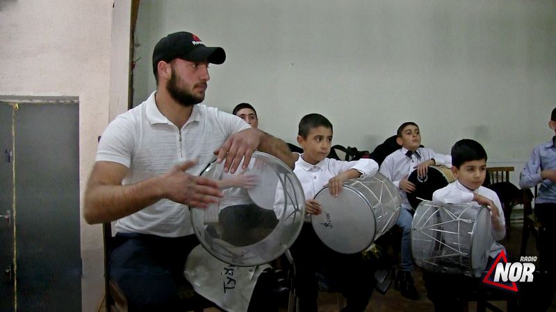 Սաթխայի դհոլի վարպետն ու 28 աշակերտները | Տեսանյութ