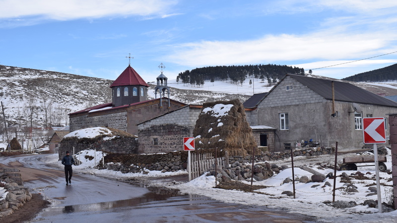 Դիլիֆ գյուղի երիտասարդները բողոքում են սպորտդահլիճի բացակայությունից