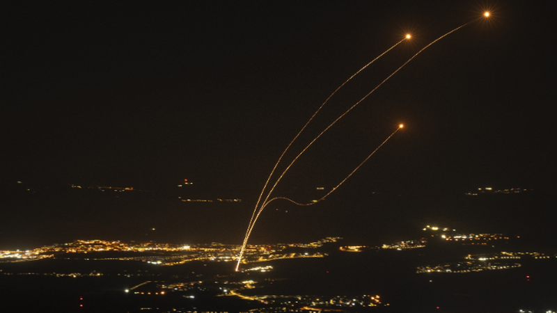 Կատարը հայտարարել է, որ հակամարտության սկսվելուց ի վեր Իրանից դեպի էմիրաթական էմիրություն արձակվել է 104 հրթիռ