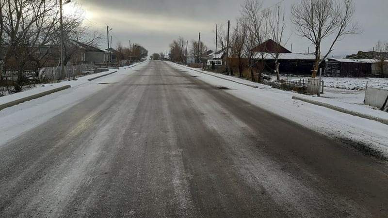 Նինոծմինդա-Բավրա մայրուղին ամբողջությամբ պատված է մերկասառույցով