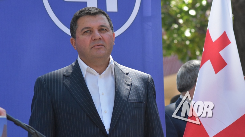 Энзелу Мкояну вновь угрожают