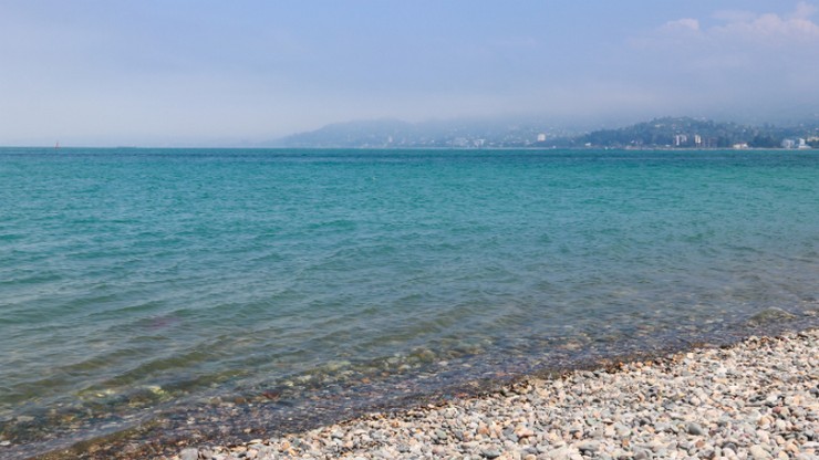 В Батуми море выбросило на берег тело мужчины