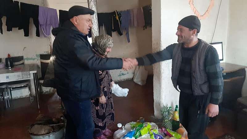 Семья из села Гореловка получила подарки от ЦИК