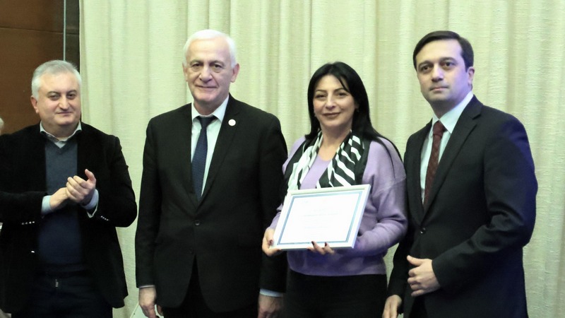 Татьяна Карева получила награду – Народный защитник Грузии