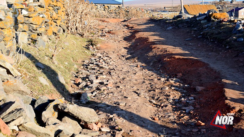 Объявлен тендер на реабилитацию внутренних дорог в селе Парване и Каурма.