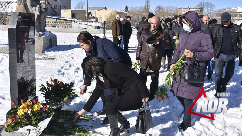 В Ниноцминде почтили память жертв землетрясения в Армении