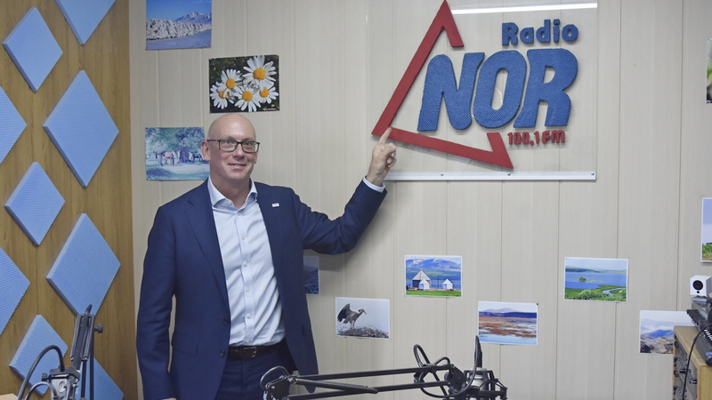 Радио NOR посетил директор миссии USAID в Грузии Питер Виблер. интервью