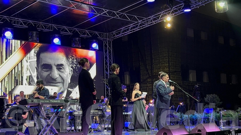Звания почетного гражданина Тбилиси удостоен Ван Байбурт