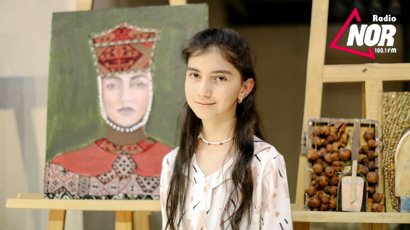 Картина Анны Гиголовой “Девушка” из кино «Цвет граната» заняла первое место
