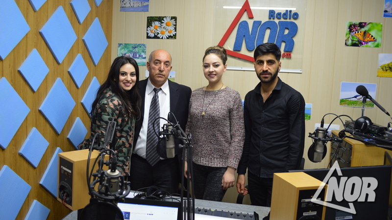 Ева Еганян и Моника Назарян в студии радио NOR