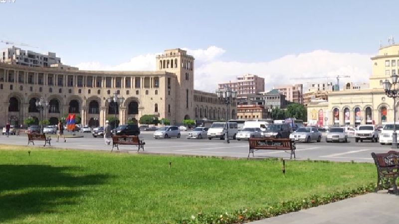 В Армении продолжаются акции неповиновения