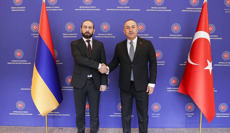 «Конкретных шагов не объявили»: итоги встречи глав МИД Армении и Турции