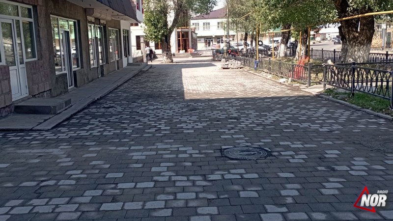 В городе Ниноцминда завершили ремонт тротуаров
