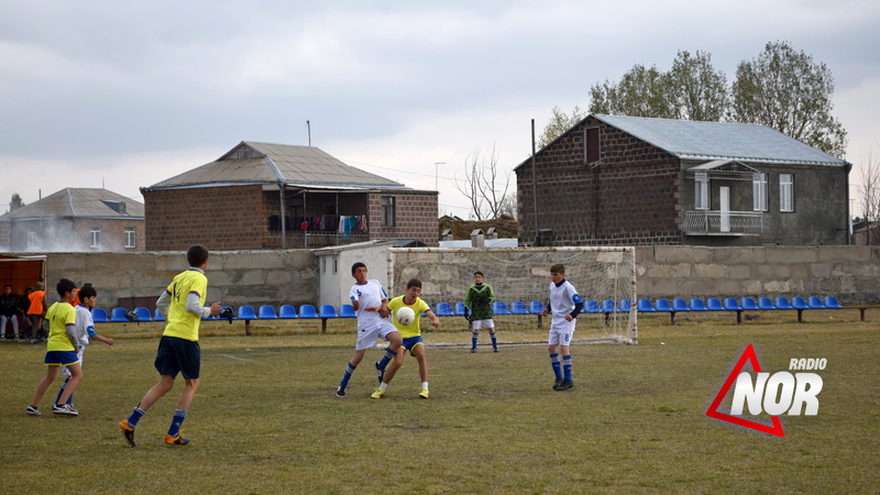 В Ниноцминде стартовала школьная олимпиада  по мини-футболу