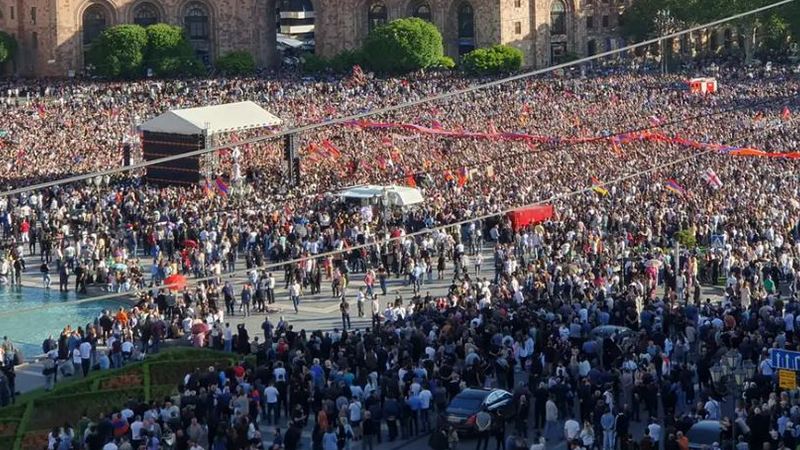 Правоохранители задержали около 230 человек на акции протеста в Ереване