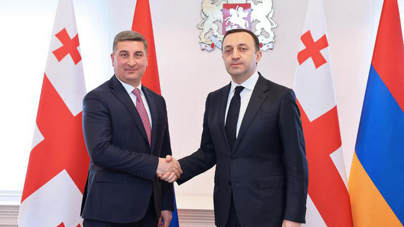 Ираклий Гарибашвили встретился с министром инфраструктуры и территориального управления Армении