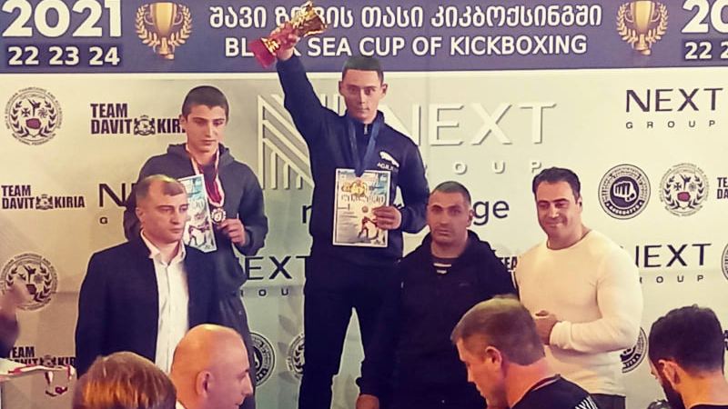 Карапет Царукян завоевал золотую медаль в чемпионате по кикбоксингу (видео)