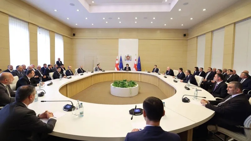 Премьер-министр назначил государственных уполномоченных в пяти регионах