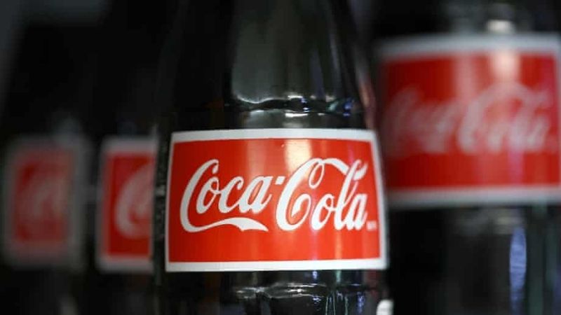 Coca-Cola прекращает работу в России