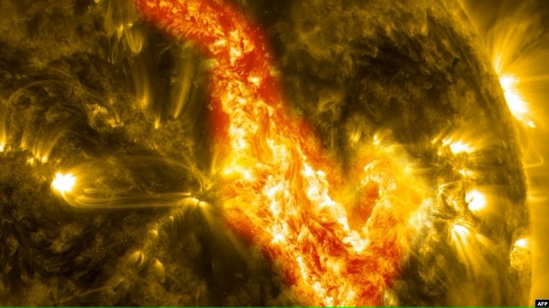 Раздувшийся аналог Солнца проглотил планету на глазах у учёных