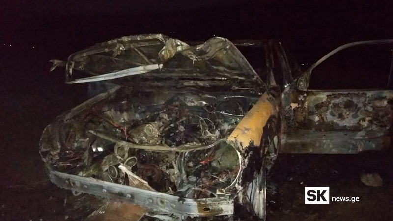 Автомобиль «Mercedes-Benz» загорелся на дороге Адигени-Ахалцихе