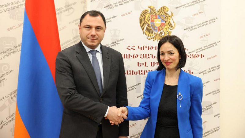 Георгий Амилахвари провел рабочую встречу с министром образования Армении