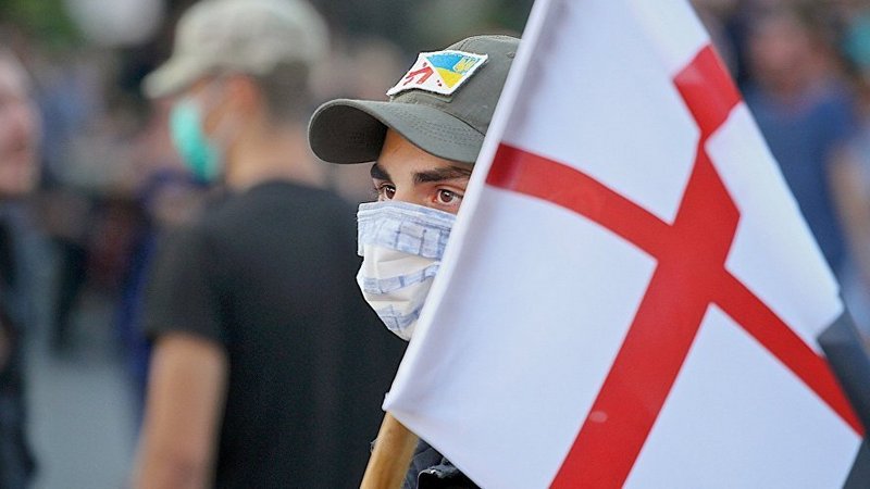Тбилиси новая волна акций: площадь перед парламентом займут националисты