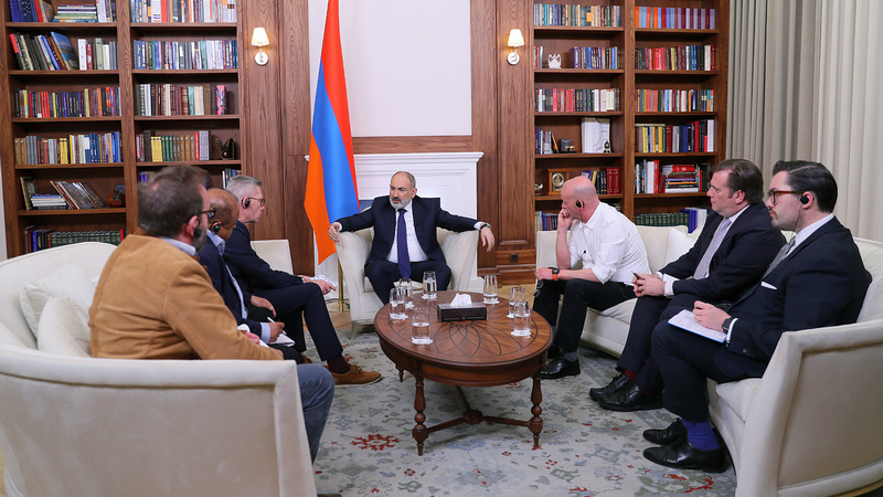 «Армения не сегодня взяла курс на Запад» – Пашинян дал интервью британским медиа