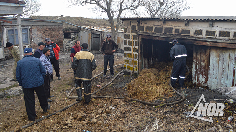 В селе Ефремовка сгорело подсобное помещение