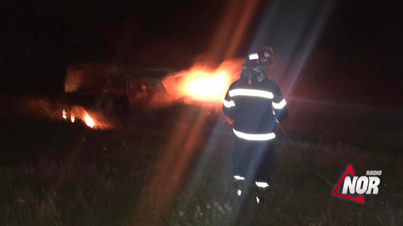 Сгорела машина, принадлежавшая жителю села Эштия/видео