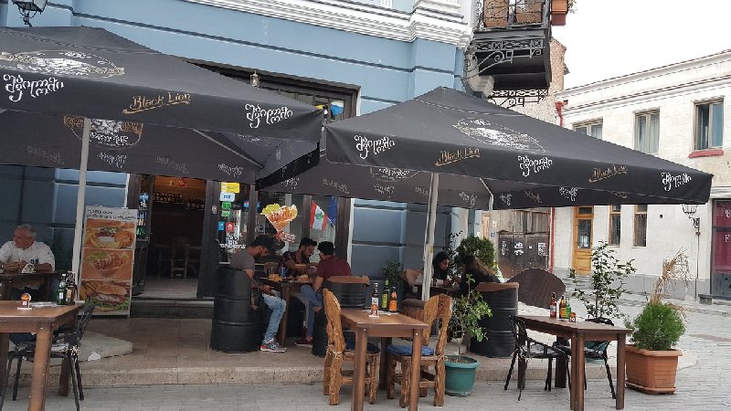 В Грузии закрыли еще пять ресторанов и баров, проводивших массовые мероприятия