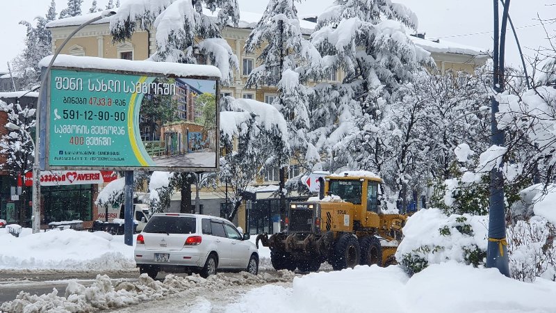 Непогода в Кахети – в Телави остановлена работа общественного транспорта