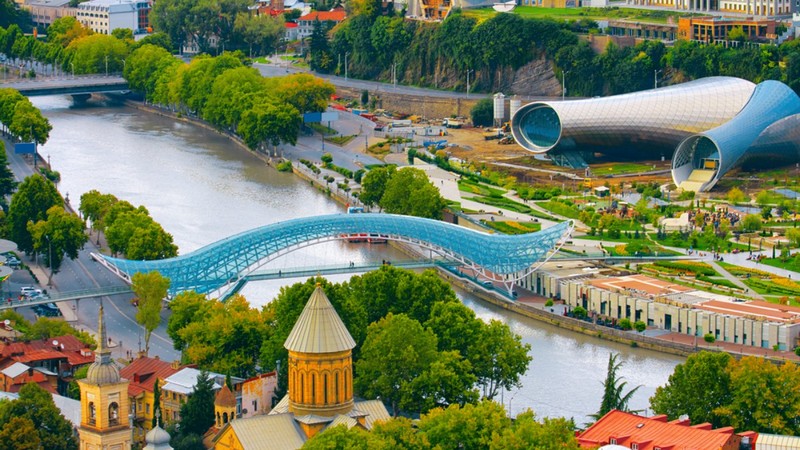 Как Тбилиси стал столицей российской политической эмиграции после начала войны
