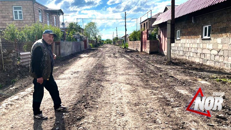 Реабилитация улиц Исакова и Саят-Нова и жалоба жителей