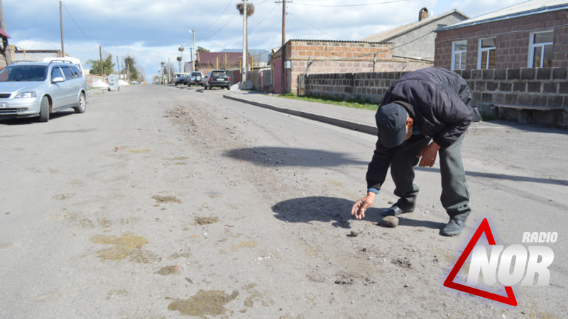 Перевозка грунта и навоза. Жалоба жителей улицы Ереванская