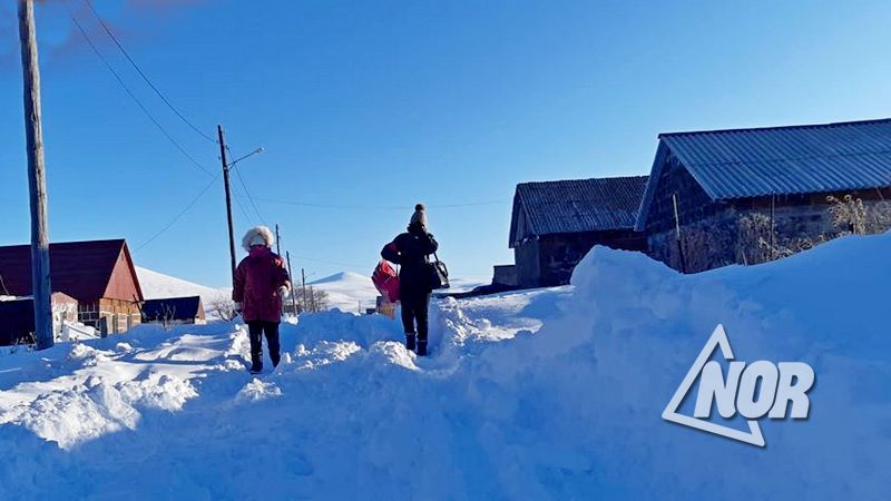Дорога внутри села Ждановакан закрыта /видео
