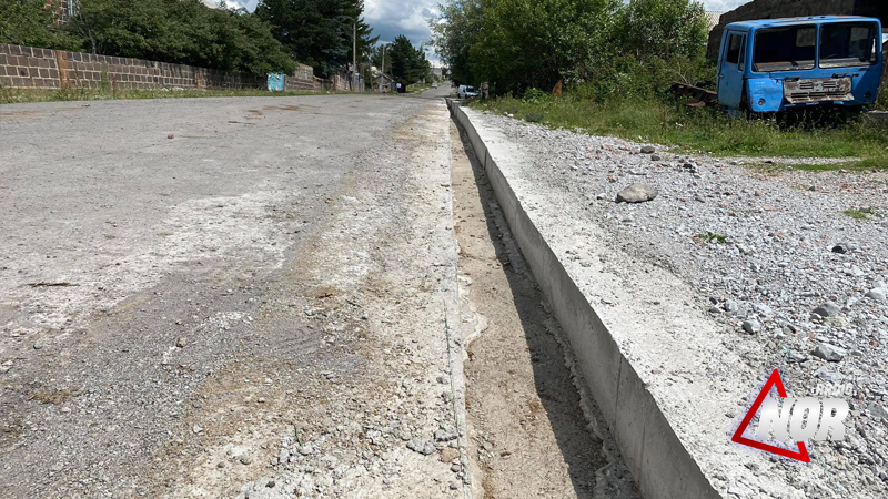 Продолжается строительство водоотводных каналов в части города Ниноцминда Чочашен