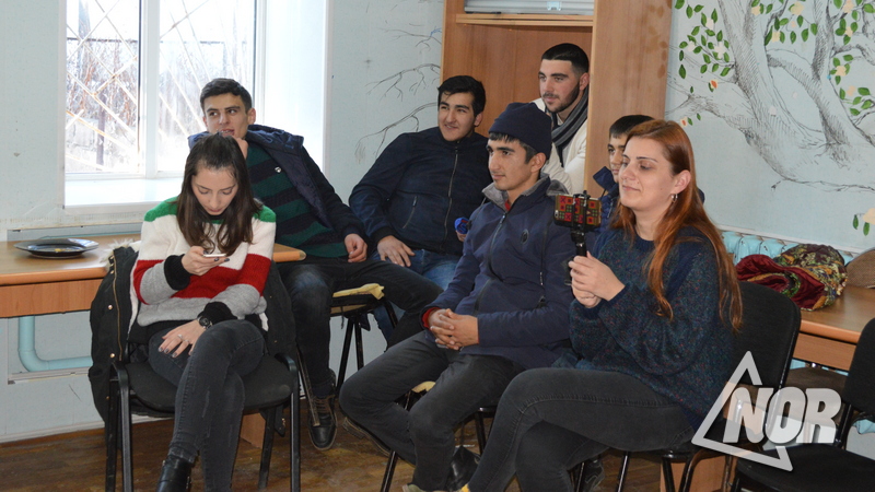 Изоляция мешает интеграции