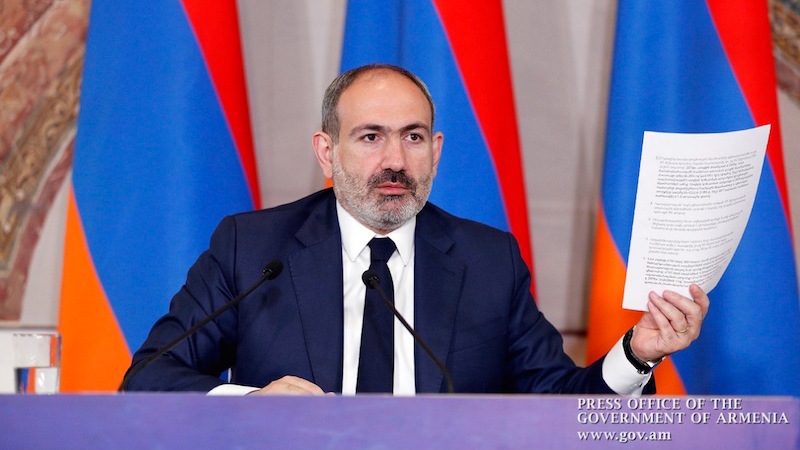 Пашинян: Азербайджан продолжает вести агрессивную политику в отношении Армении и Нагорного Карабаха