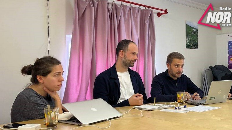 Обсуждение местных проблем с представителями “Комментария”