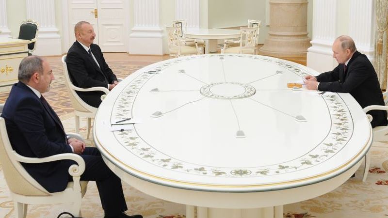Путин предложил Алиеву и Пашиняну обсудить новые шаги по урегулированию в Карабахе
