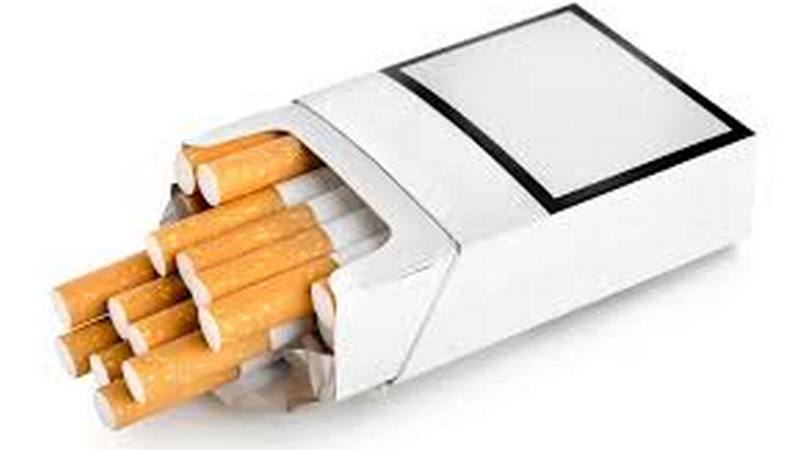 Минздрав подтвердил, что с 1 января сигареты будут продавать в упаковке без маркировки