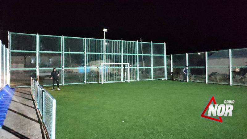 Кто отвечает за освещение мини-стадиона в селе Джиграшен?