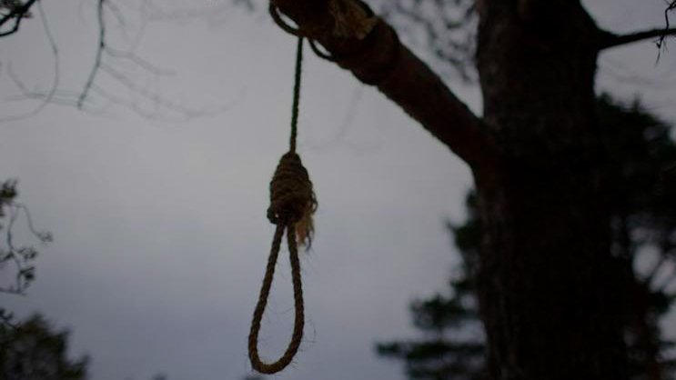 27-летнего жителя села Кумурдо нашли повешенным