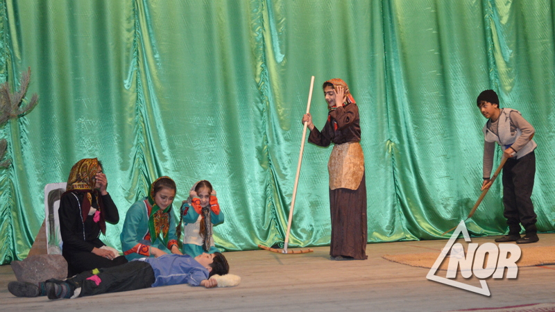 Сказки Ованеса Туманяна в представлении сельских клубов Ниноцминды/фото