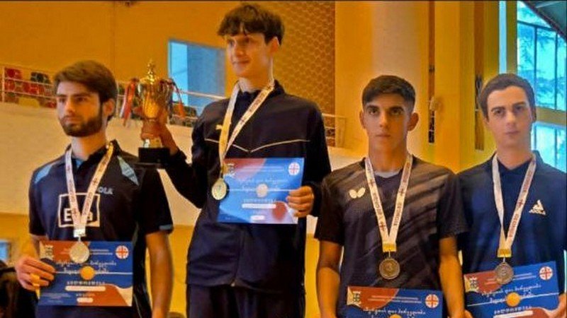 Еще одна победа теннисистов села Ждановакана, на этот раз в Цгалтубо